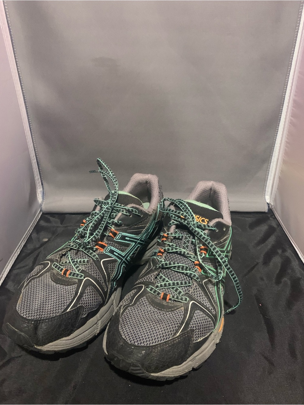 Women’s Asics Gel Kahana 8 Trail Running Shoe in Gray & Teal